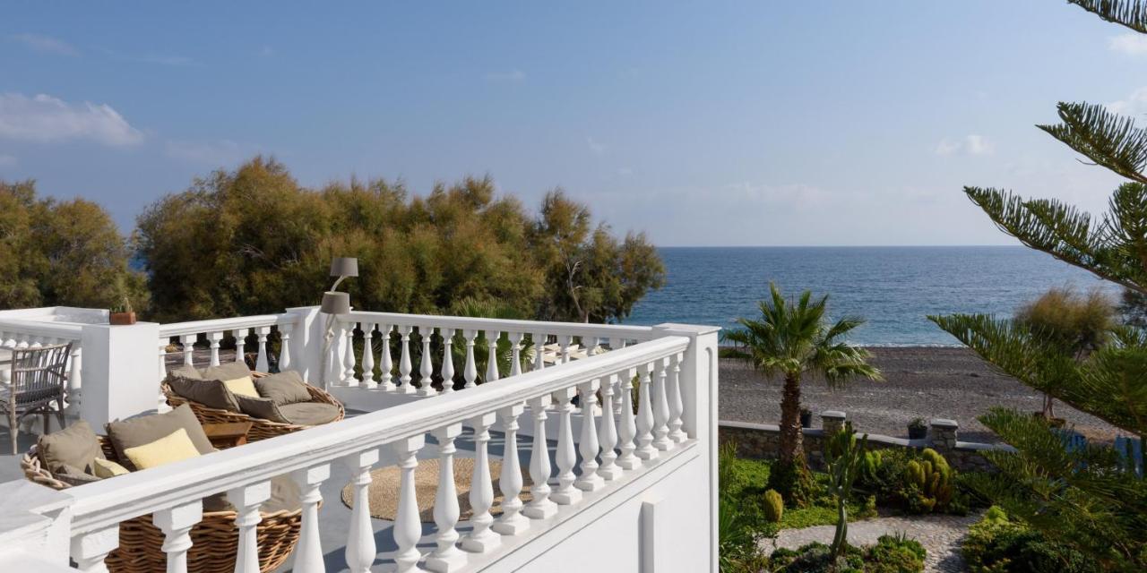 Ocean Bay Suites Kamari  Exterior photo